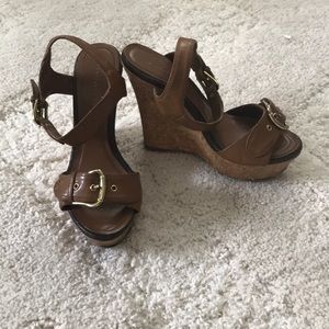 Brown wedges